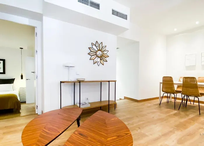 Living4malaga The Eagle Wings Apartment
